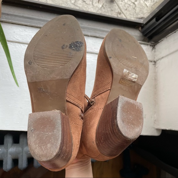 ALDO | brown block Chelsea heeled booties size 6.5 - Picture 4 of 8